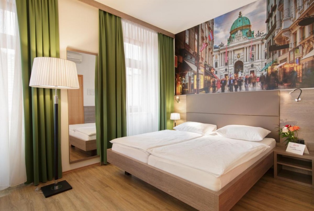 Hotel Lucia Image 17